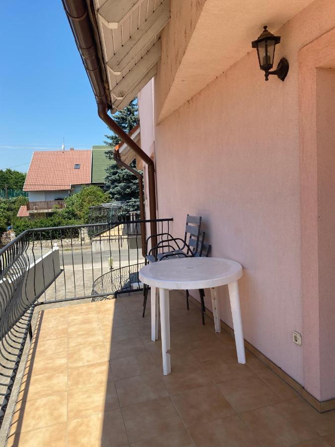 Abigel Apartmanhaz Balatonfured Luaran gambar