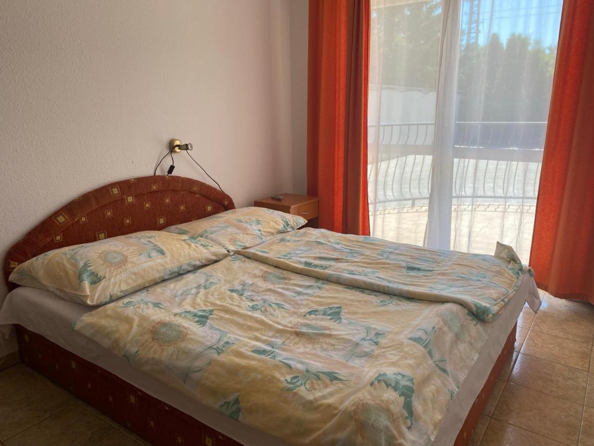 Abigel Apartmanhaz Balatonfured Luaran gambar
