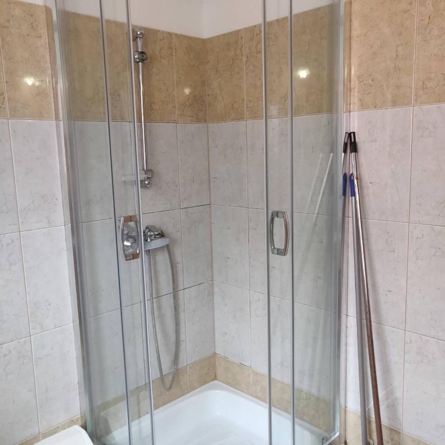 Abigel Apartmanhaz Balatonfured Luaran gambar